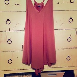 A lovely dusty rose Flowing tank top